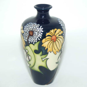 Moorcroft Daisy May 72/6 vase