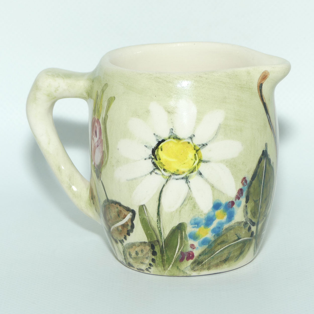 Australian Pottery | Daisyware Pottery cream jug | Roses and Daisy Decor