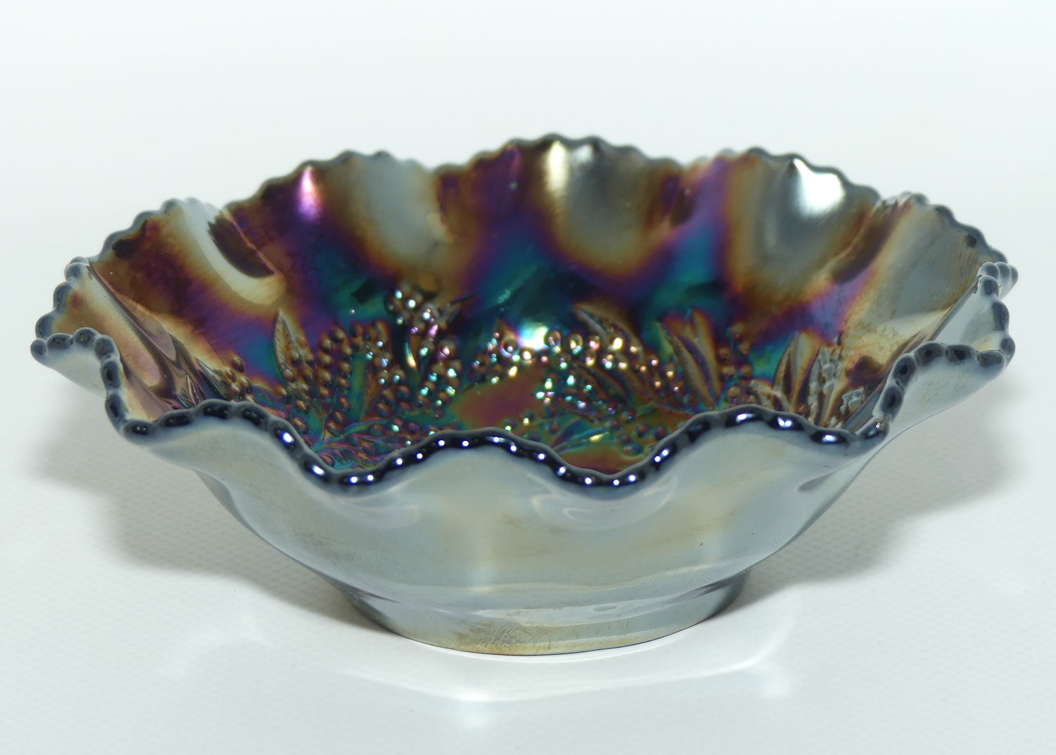 Australian Carnival Glass | Dark Piping Shrike nappy bowl | #2