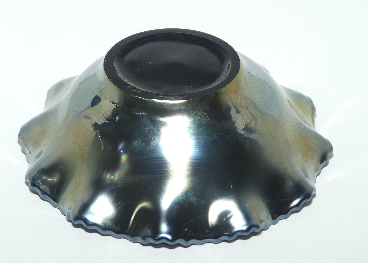 Australian Carnival Glass | Dark Piping Shrike nappy bowl | #2