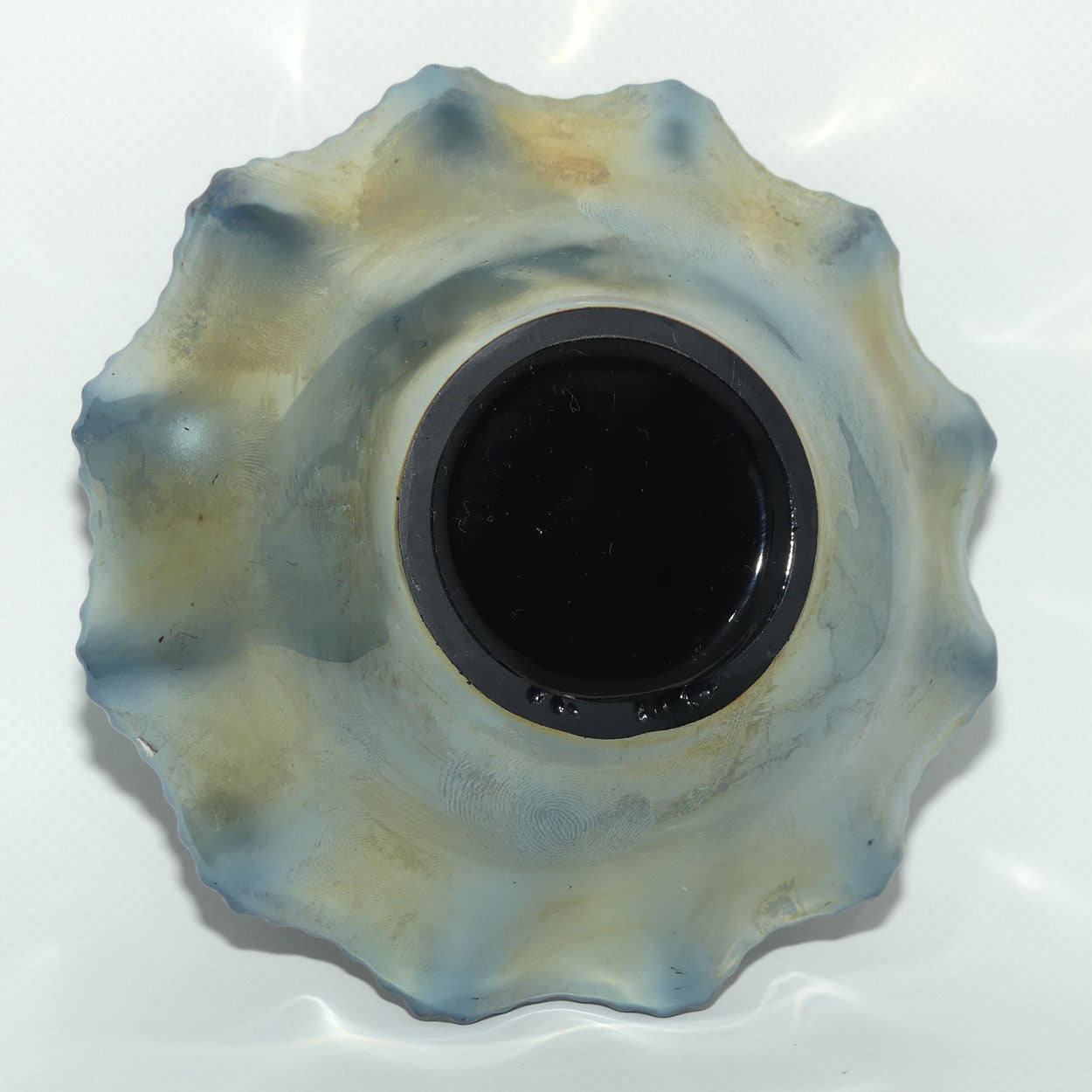 Australian Carnival Glass | Dark Piping Shrike nappy bowl | #2