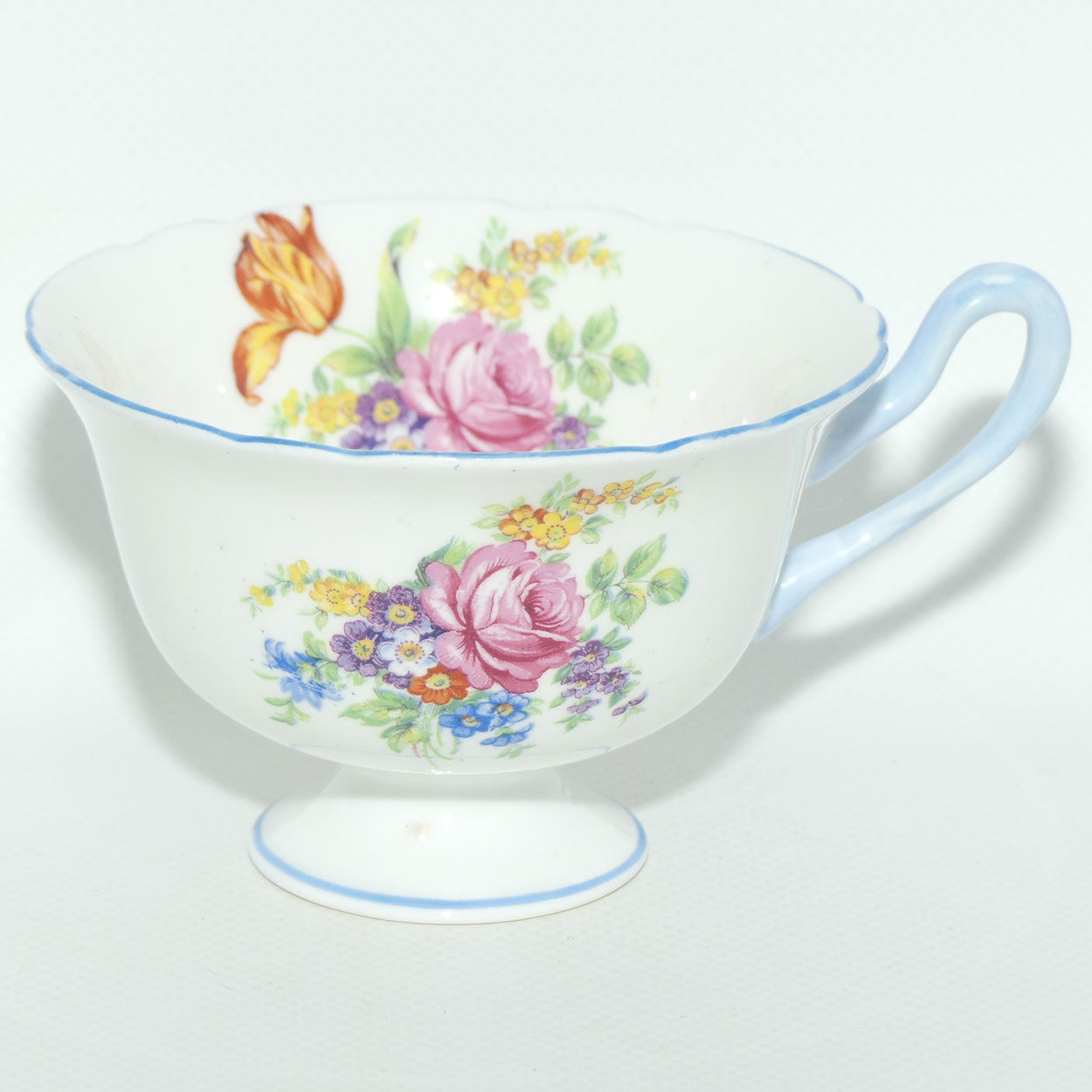 Shelley Gainsborough shape Butcher's Crocus and Rose Spray pattern duo