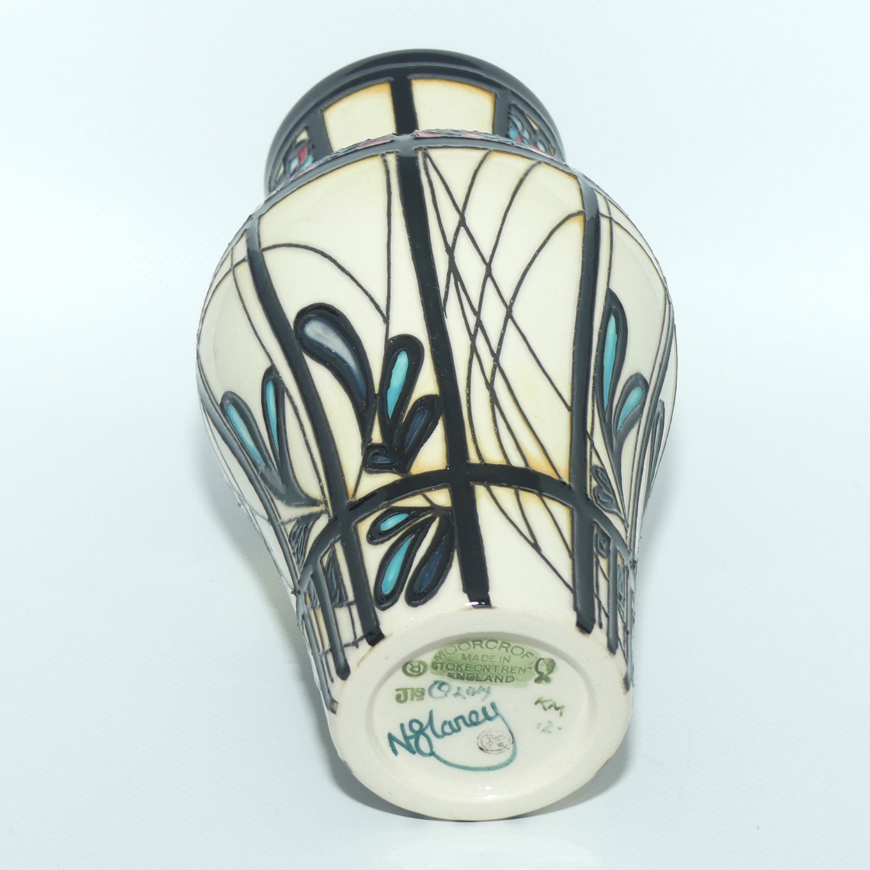 Moorcroft De Lune 23/8 vase (Num Ed)