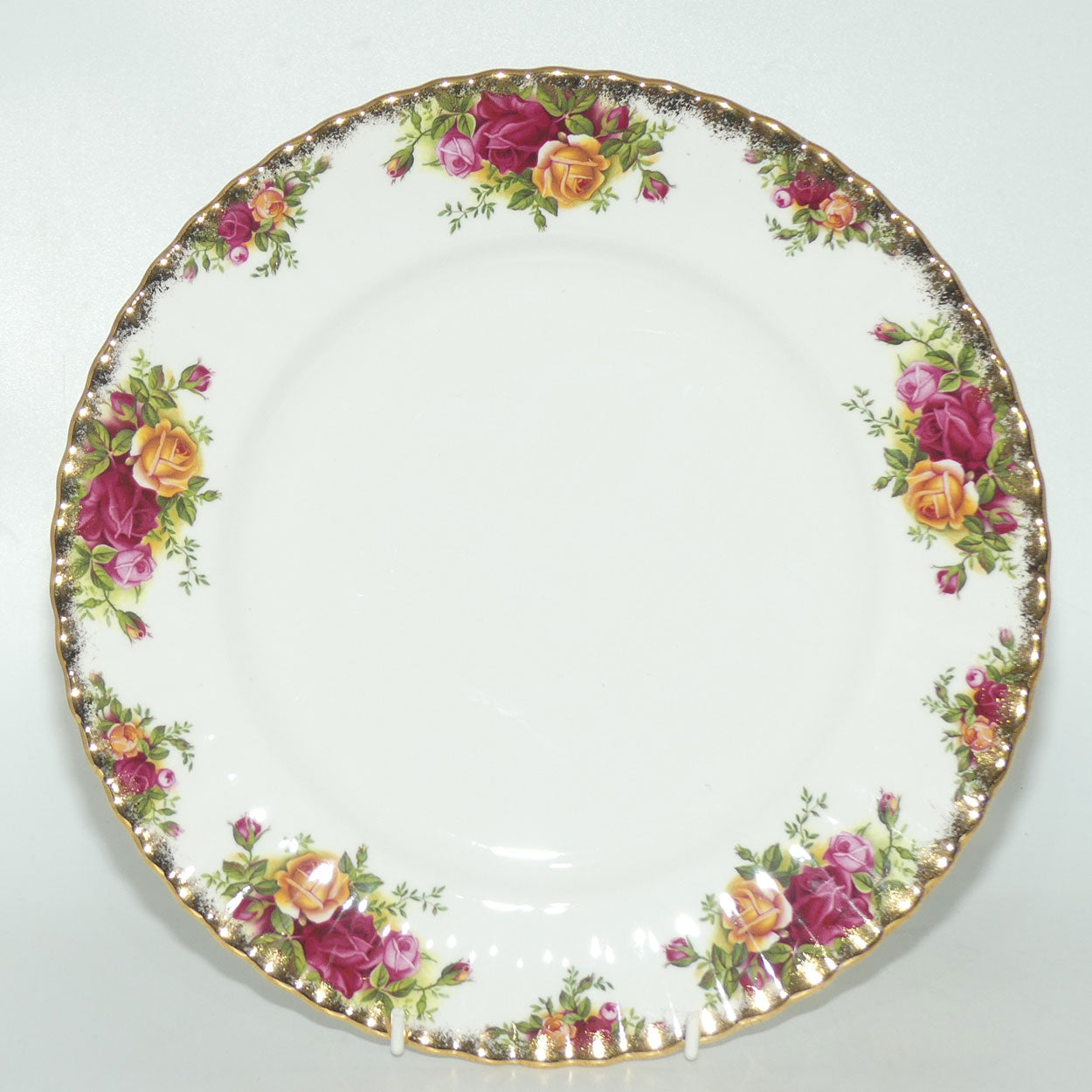 Royal Albert Bone China England Old Country Roses dinner plates | set of 6 | 26.5cm diam | © 1962 Royal Albert Ltd backstamp