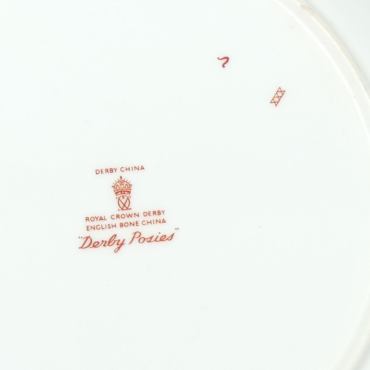 Royal Crown Derby Derby Posies dinner plate | c.1967 | 26.5cms diam