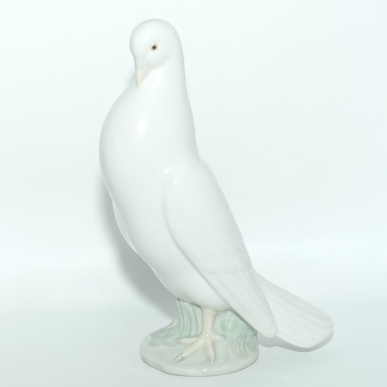 Nao by Lladro figure Dove | Standing Tall | #2