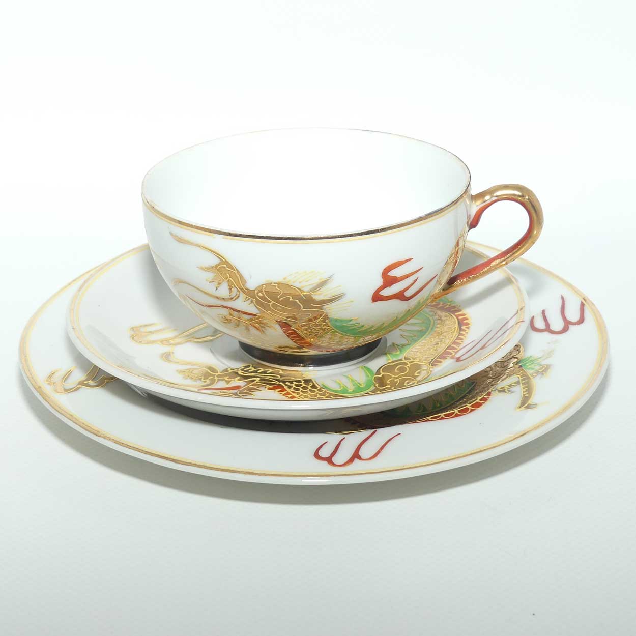 Japanese Moriage Dragonware tea trio | Geisha in Cup
