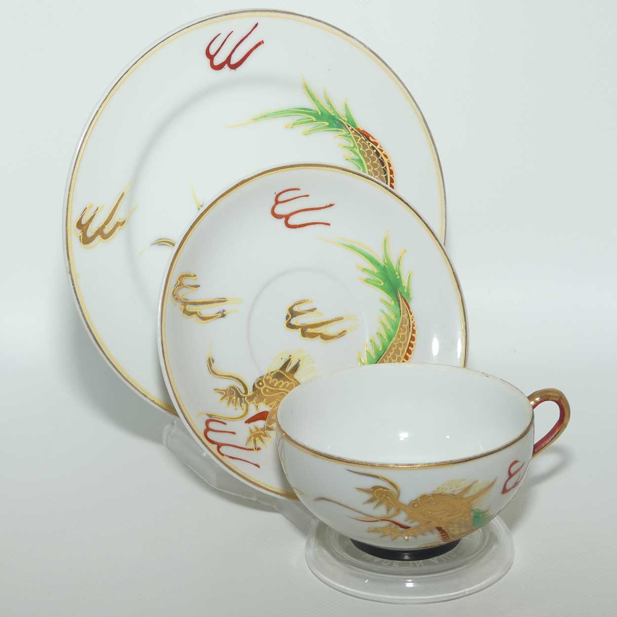 Japanese Moriage Dragonware tea trio | Geisha in Cup