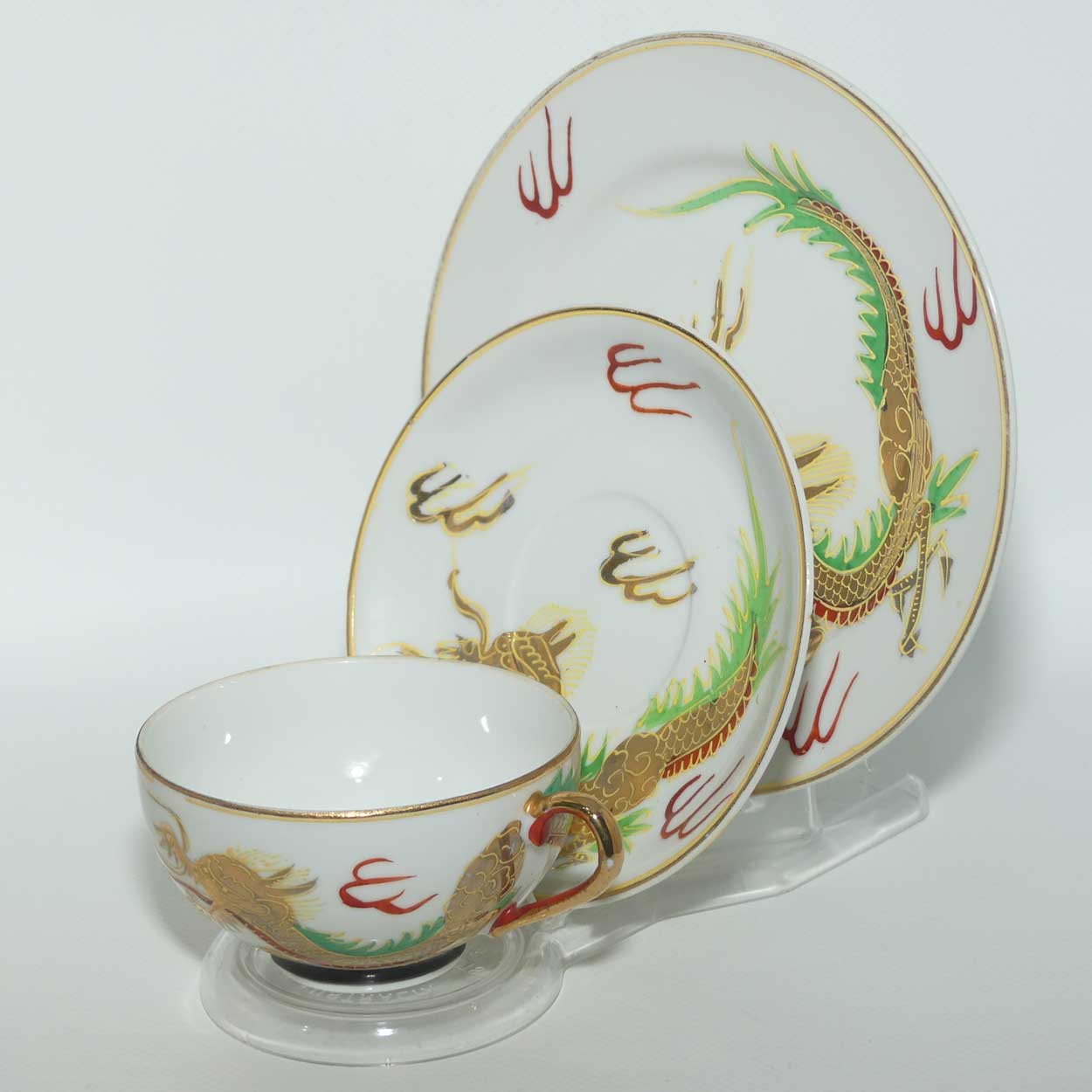 Japanese Moriage Dragonware tea trio | Geisha in Cup