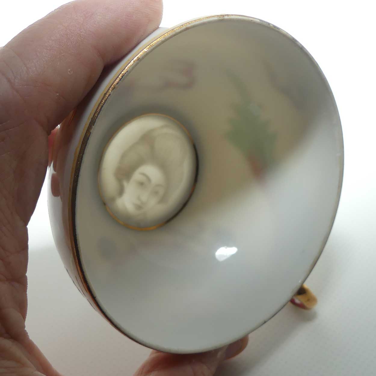 Japanese Moriage Dragonware tea trio | Geisha in Cup