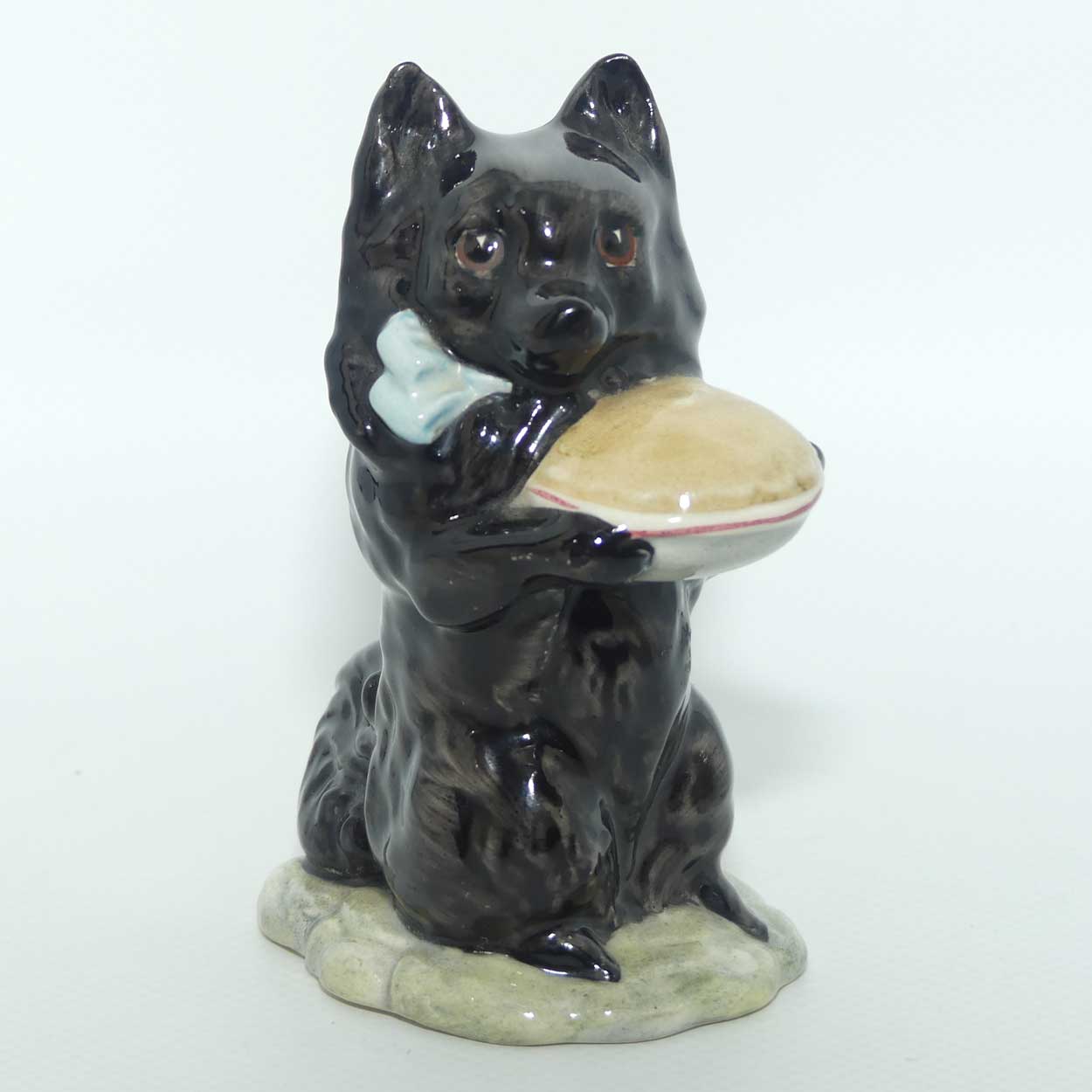 Beswick Beatrix Potter Duchess Holding Pie | BP3b