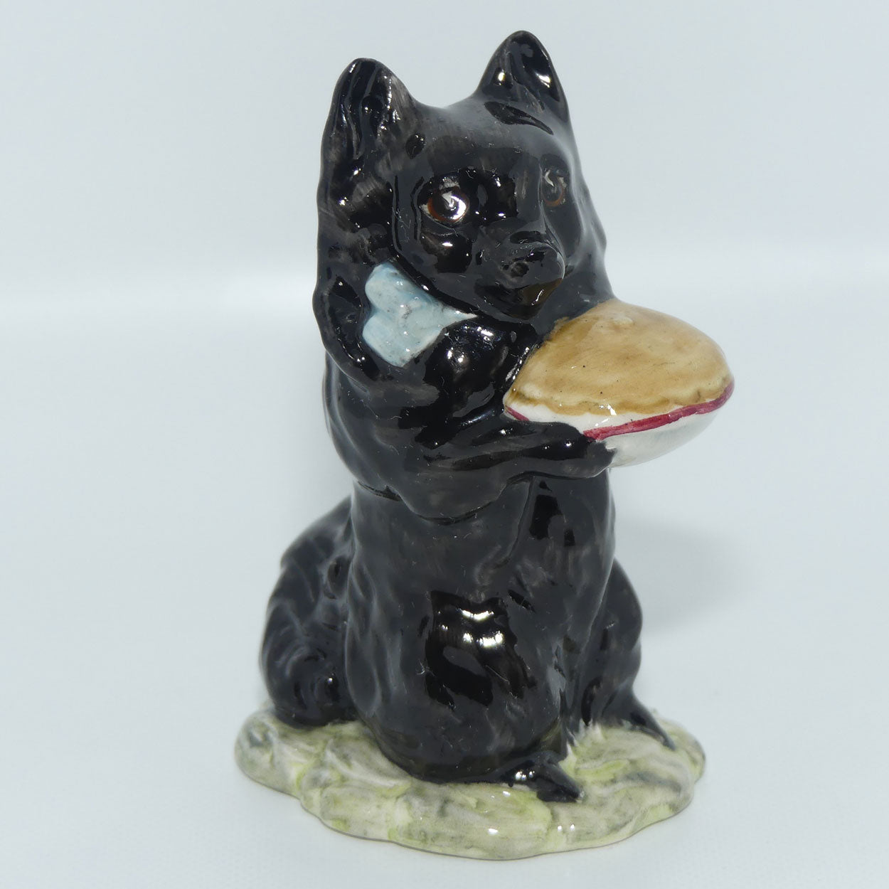 Beswick Beatrix Potter Duchess Holding Pie | BP3b | #2