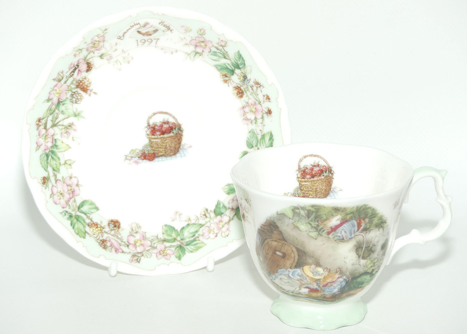 Royal Doulton Brambly Hedge Giftware | Annual Cup and Saucer | 1997 | boxed