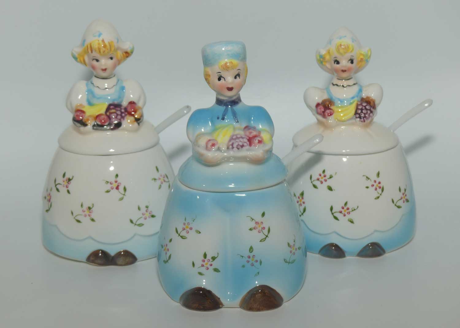 Vintage Retro Kitsch Dutch Boy and Dutch Girl 6 piece cruet set