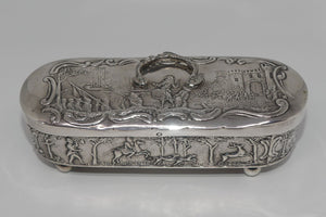 Netherlands 833 Silver oval shape trinket box | Superbly decorated