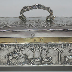 Netherlands 833 Silver oval shape trinket box | Superbly decorated