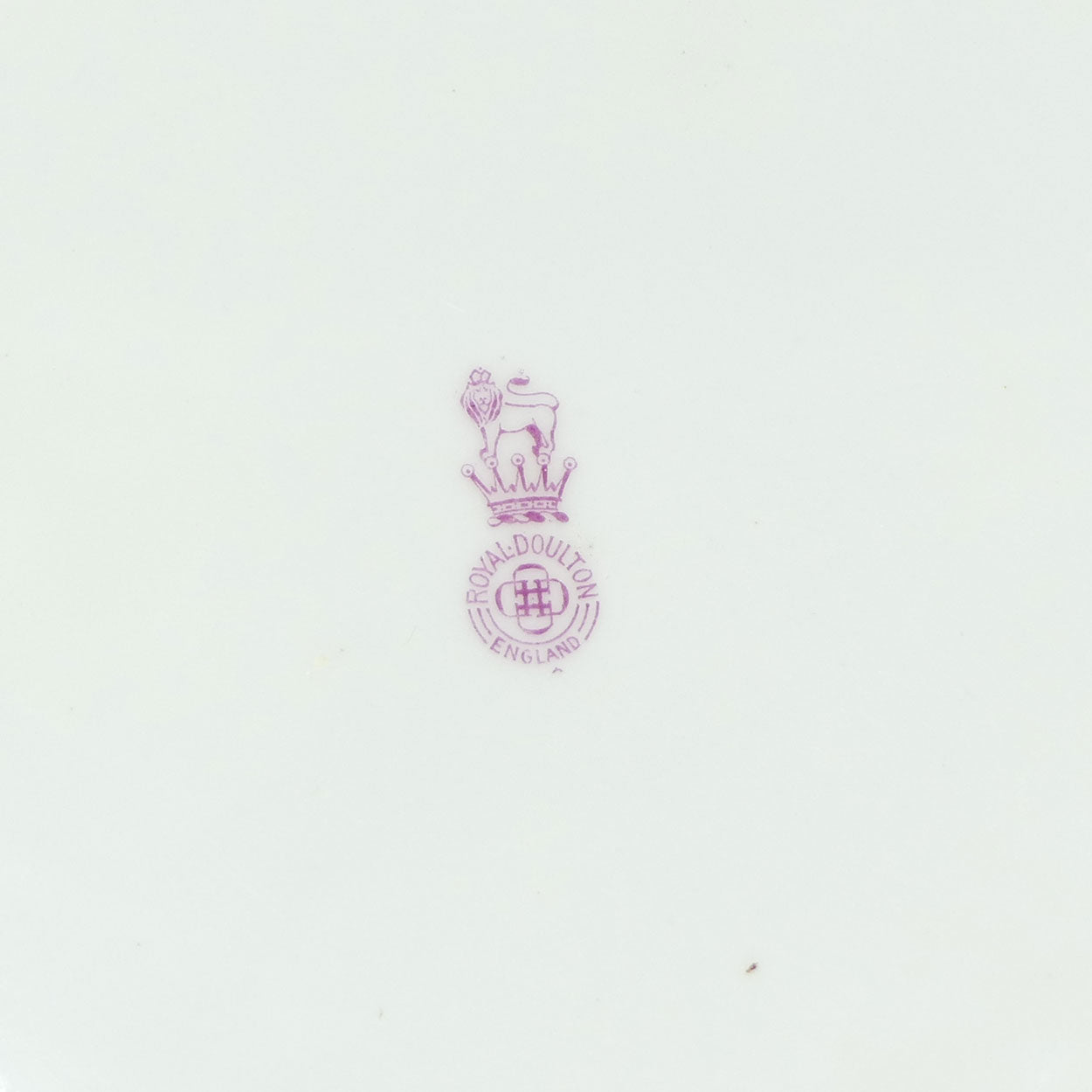 Royal Doulton hand painted Bird of Prey & Cockerel plate (Eaton)