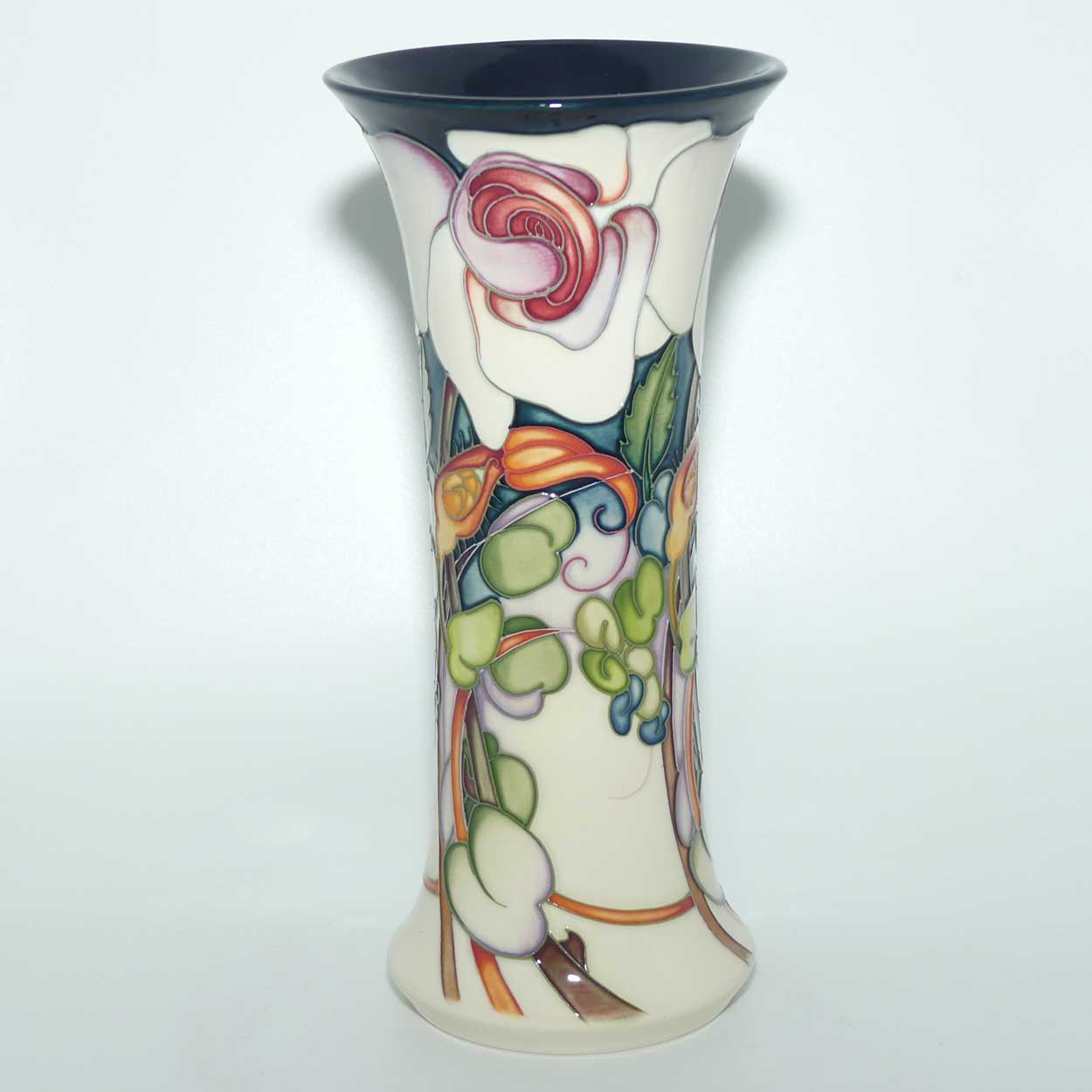 Moorcroft Elizabeth 159/10 vase (Num Ed)