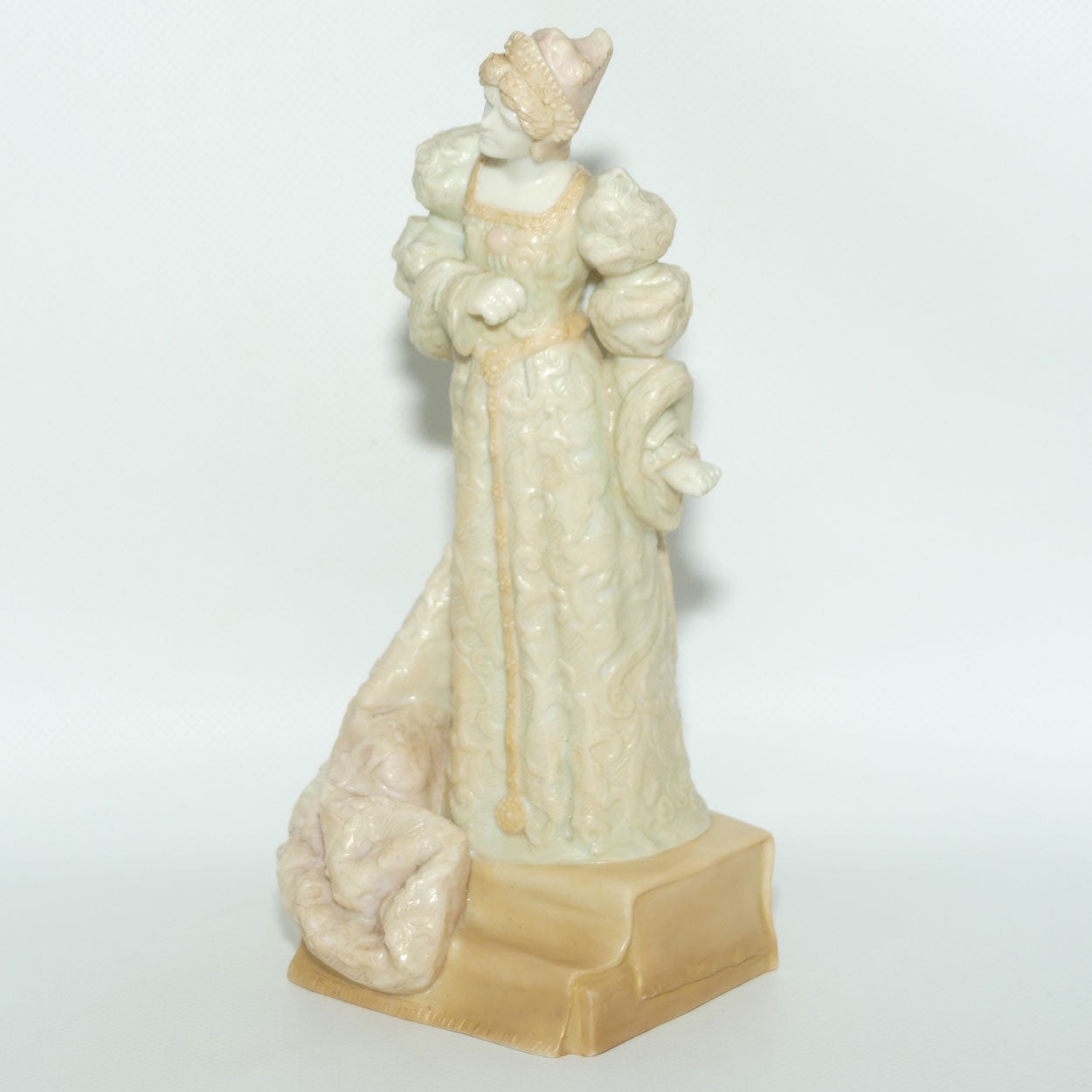 Doulton Burslem Vellum figure by Charles Noke | Ellen Terry as Queen Catharine