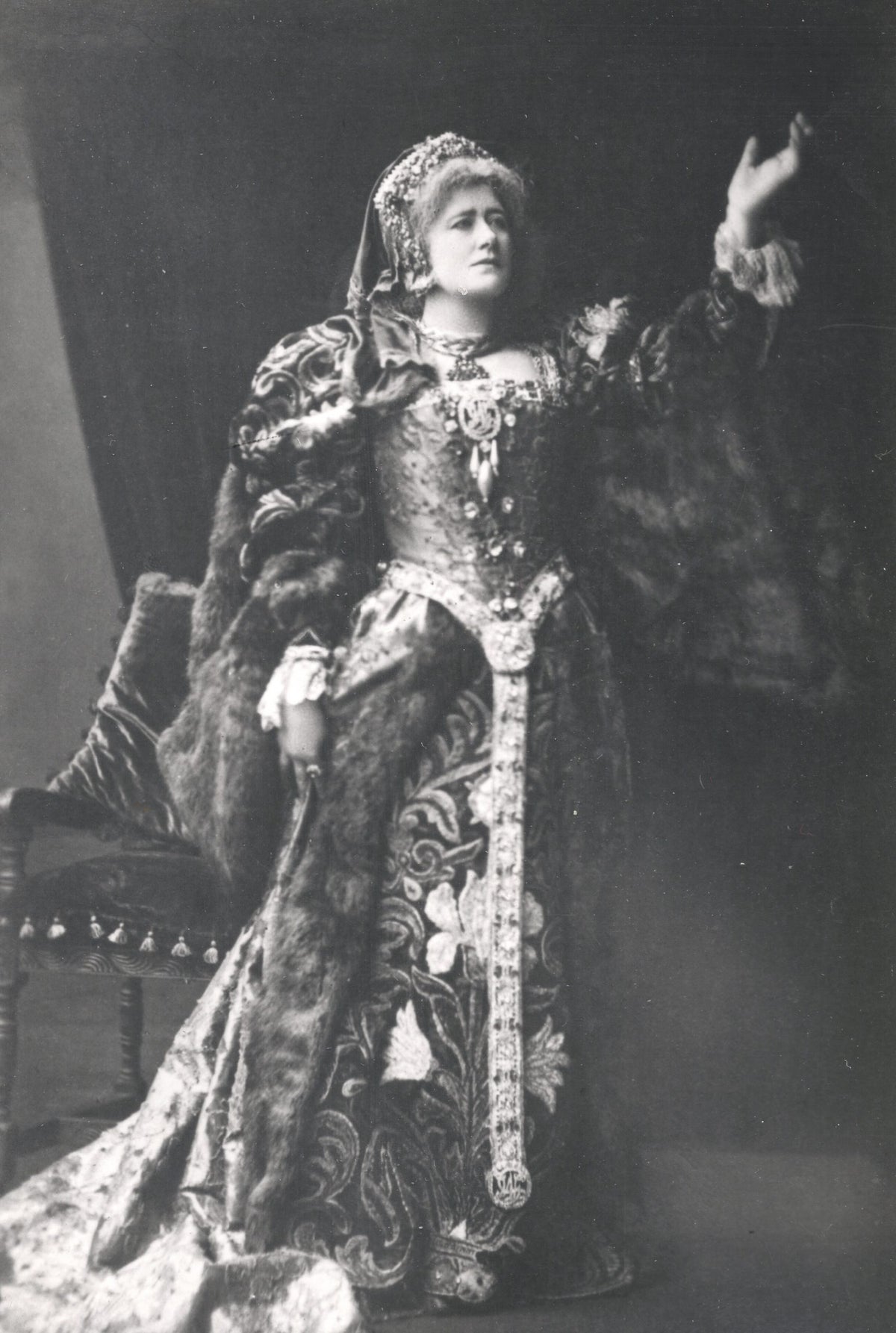 Doulton Burslem Vellum figure by Charles Noke | Ellen Terry as Queen Catharine