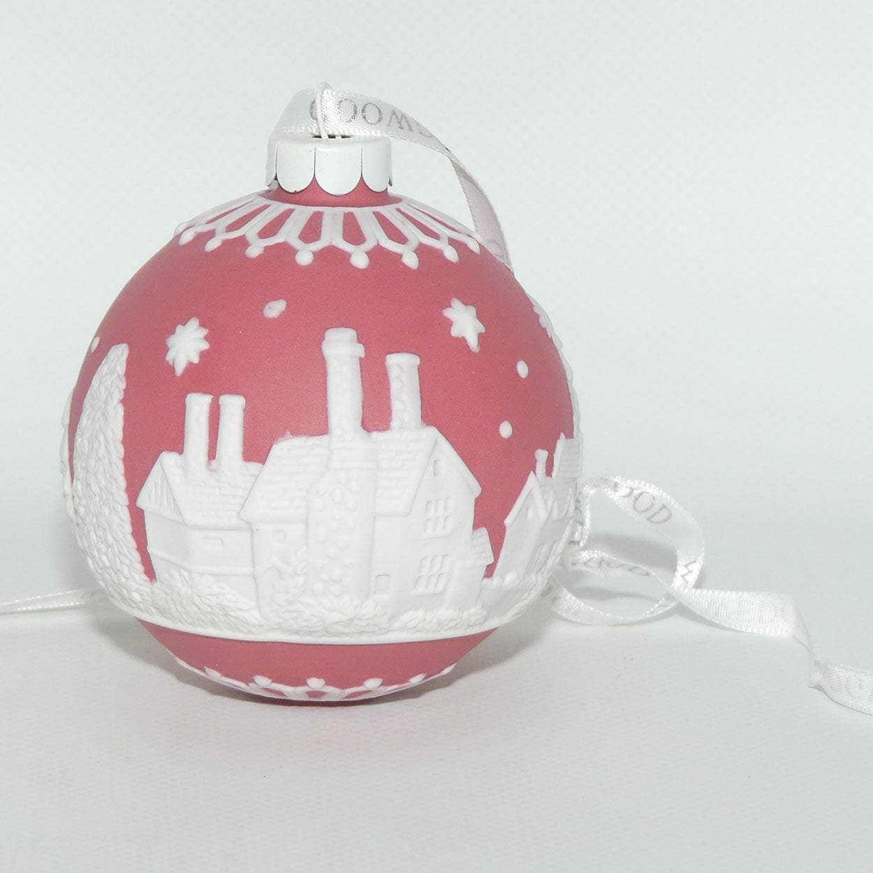 Wedgwood Jasperware Christmas ornament bauble | Red English Countryside | boxed