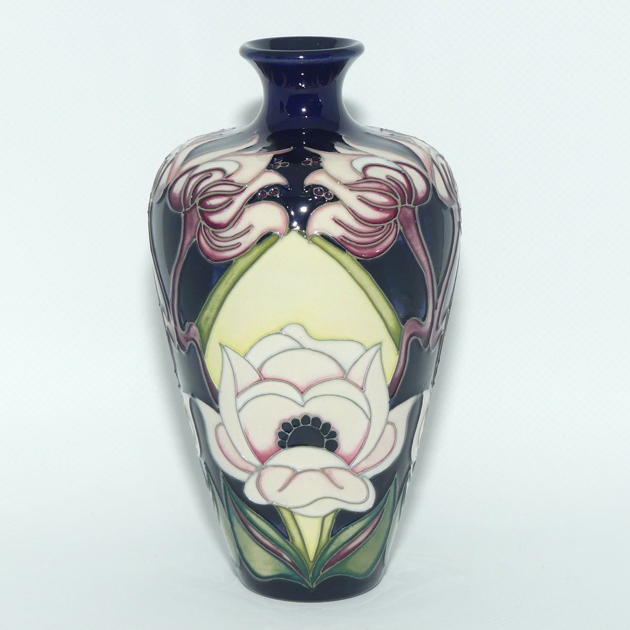 Moorcroft English Miss 72/6 vase (Num Ed)