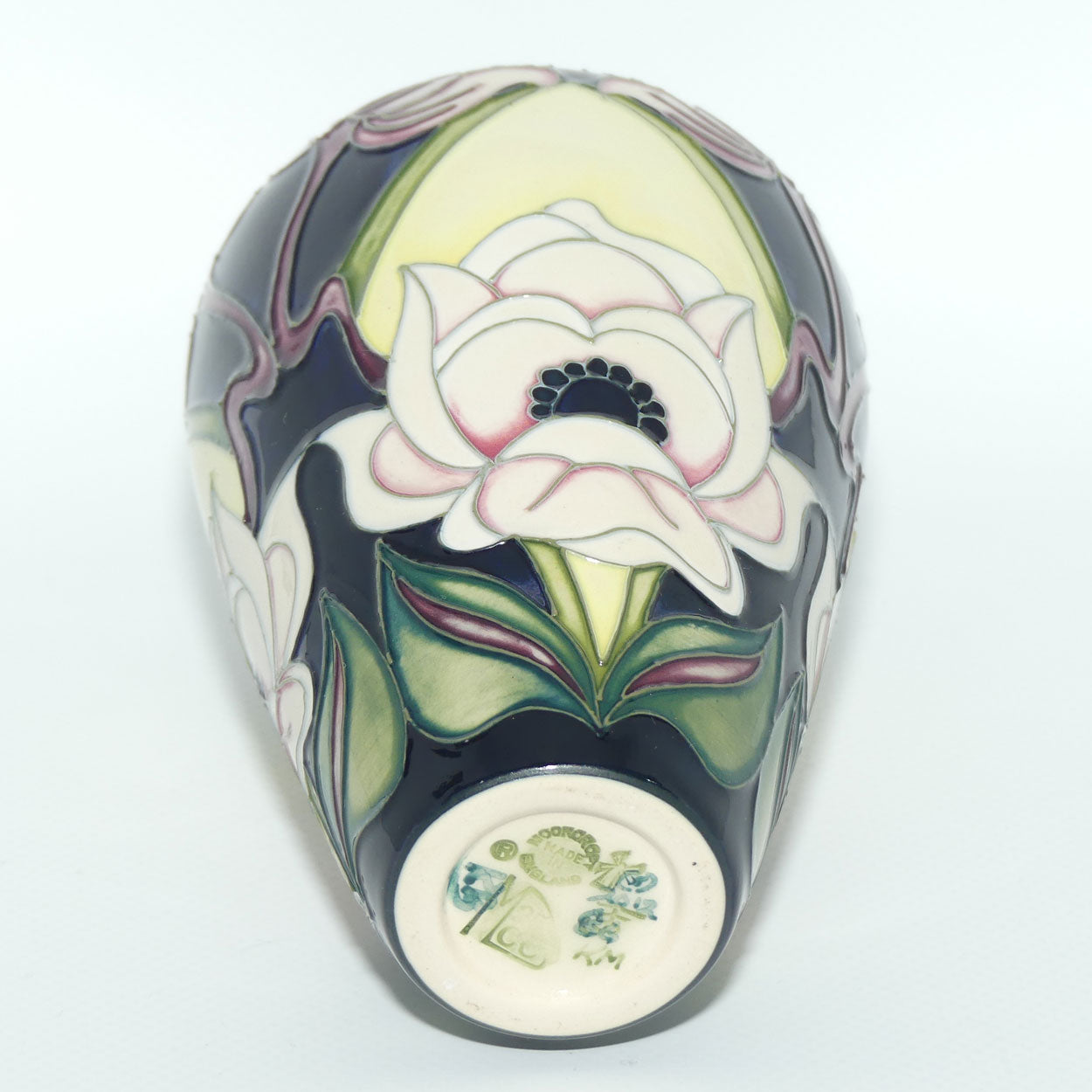 Moorcroft English Miss 72/6 vase (Num Ed)