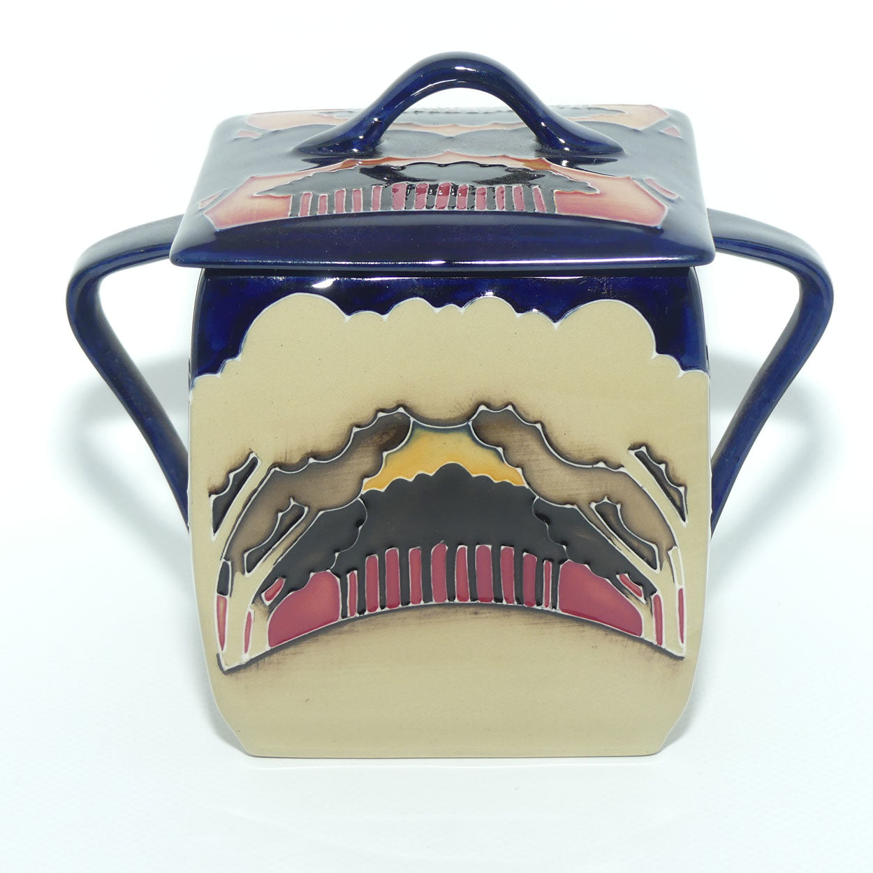 Moorcroft Eventide Winter 243/4 lidded box (Num Ed)