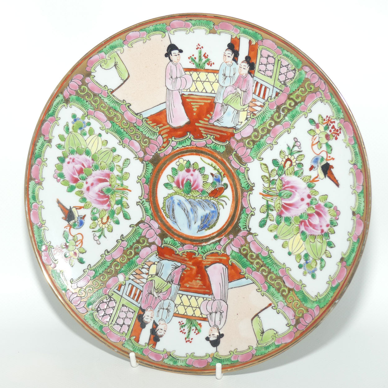 early 20th century Famille Rose Medallion plate | Divided in Sections