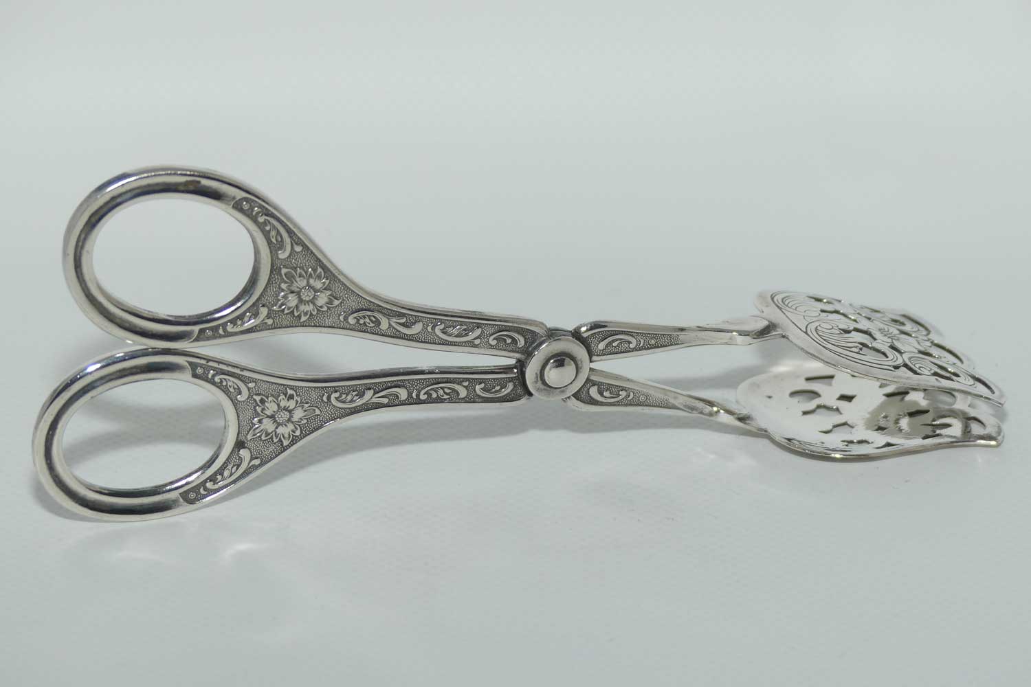 Floral design Silver Plated EPNS bread or cake tongs