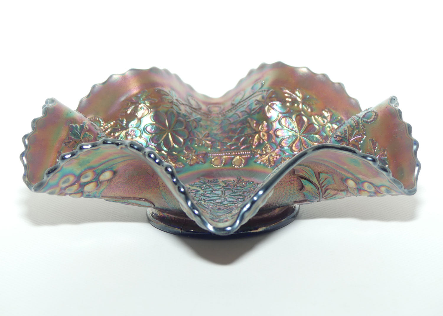 Fenton Carnival Glass bowl | Leaf Chain pattern | Amethyst on Blue colour