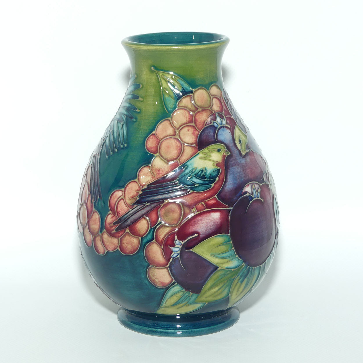 Moorcroft Finches 7/7 vase | Green