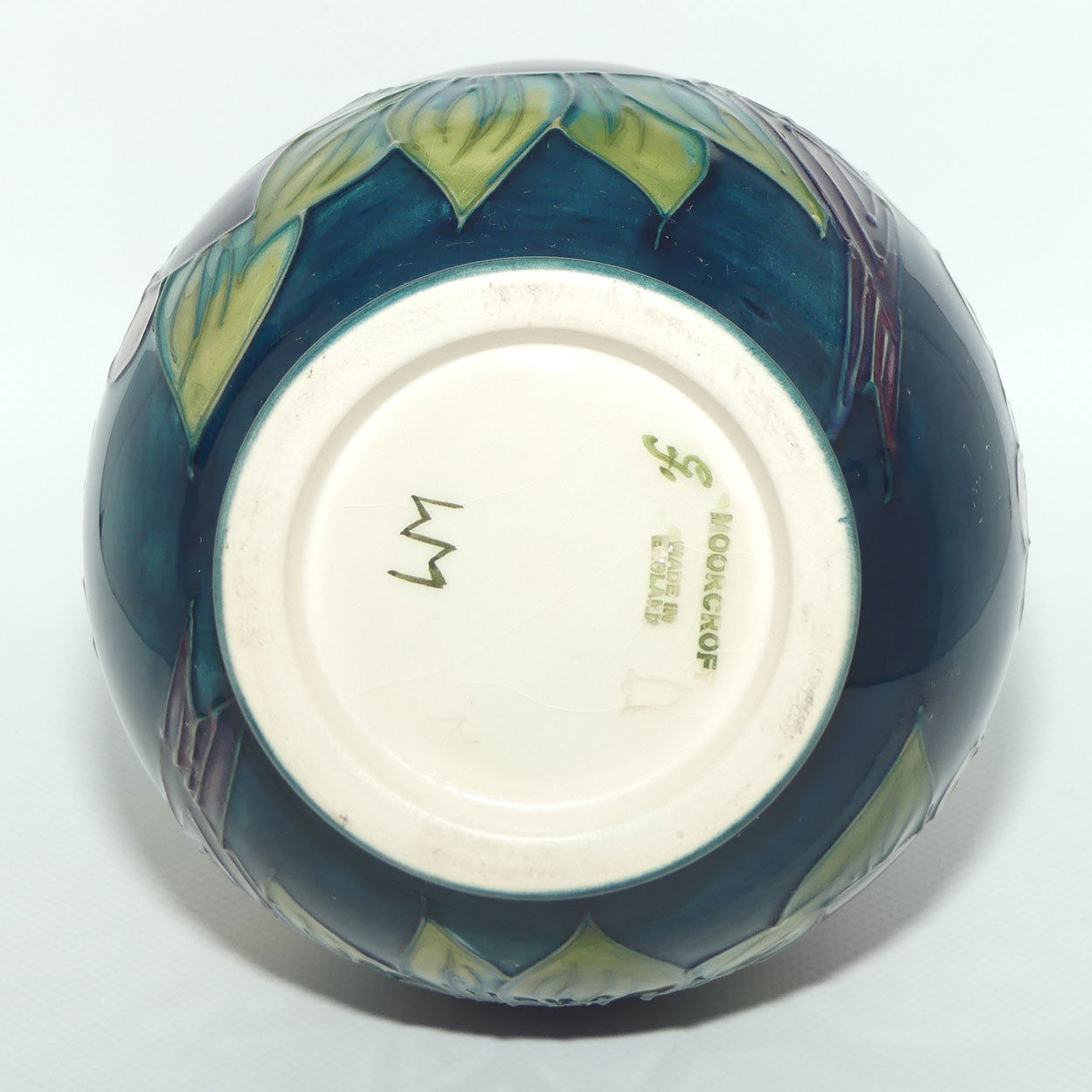 Moorcroft Finches 7/7 vase | Green