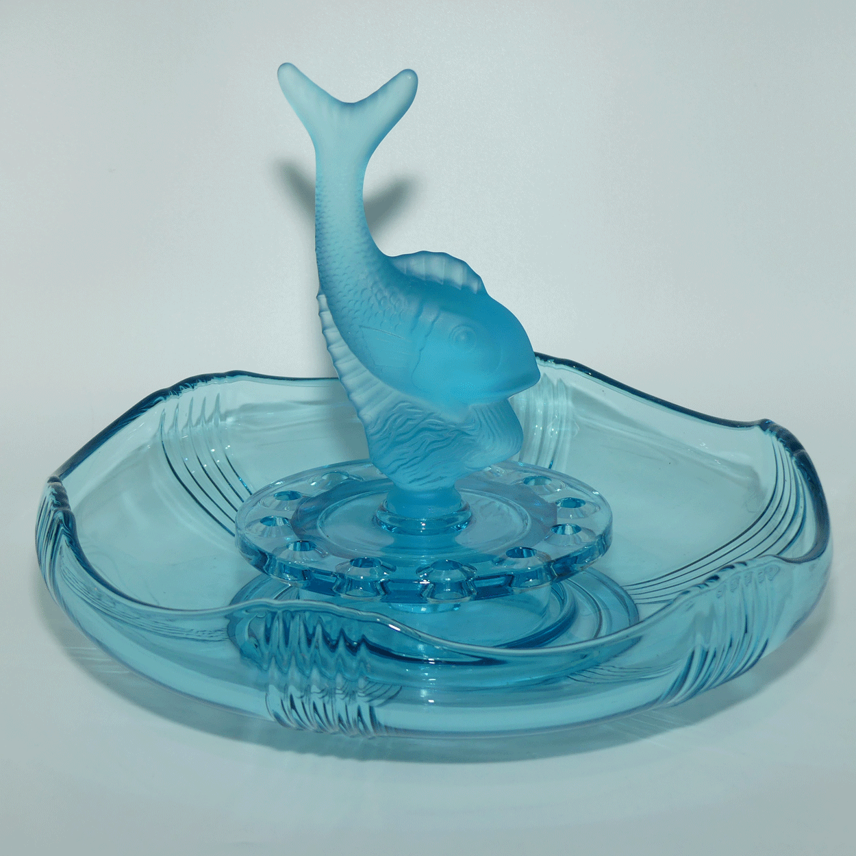 Czechoslovakian Poisson Volant Blue Glass Float Bowl