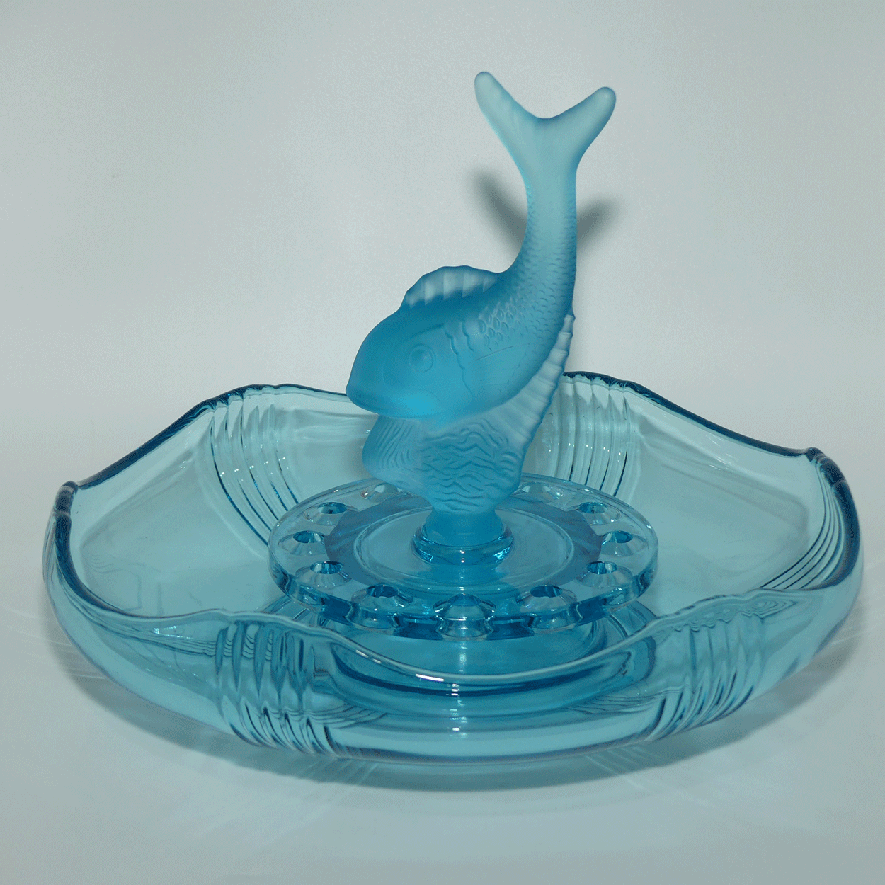 Czechoslovakian Poisson Volant Blue Glass Float Bowl