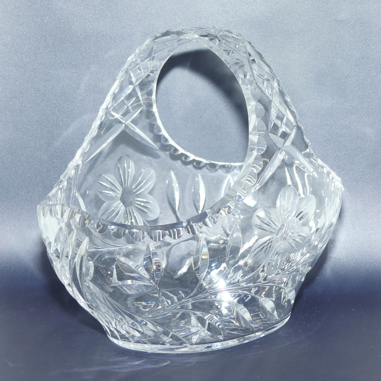Traditional Floral design well facetted Crystal basket | 24cm tall
