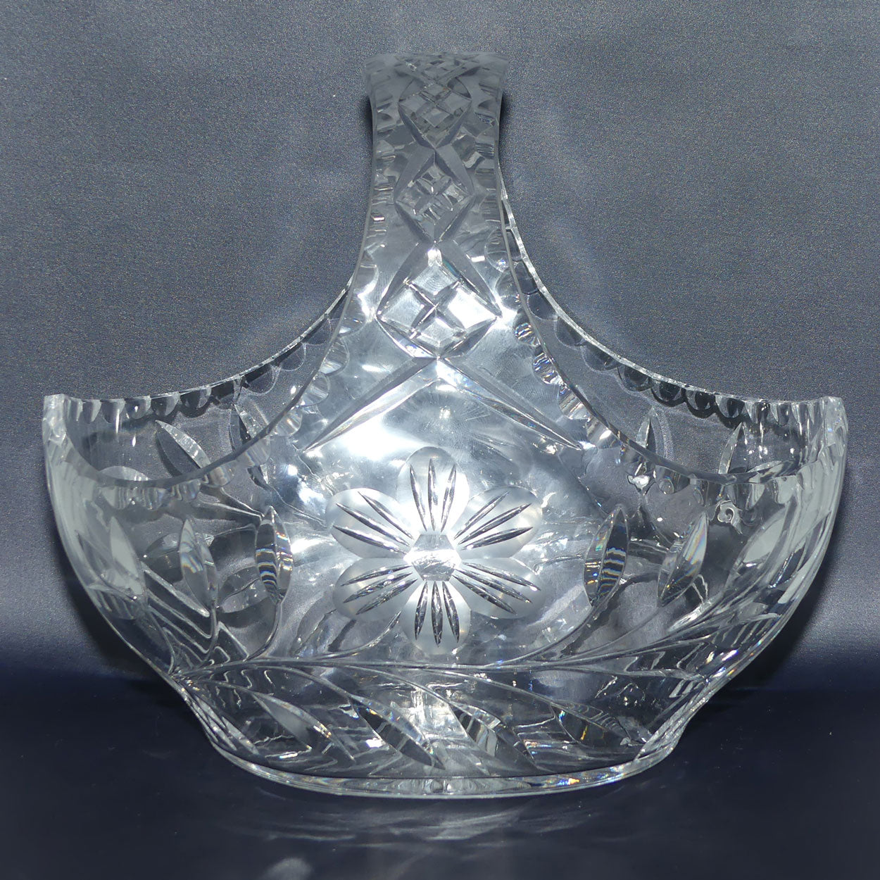 Traditional Floral design well facetted Crystal basket | 24cm tall