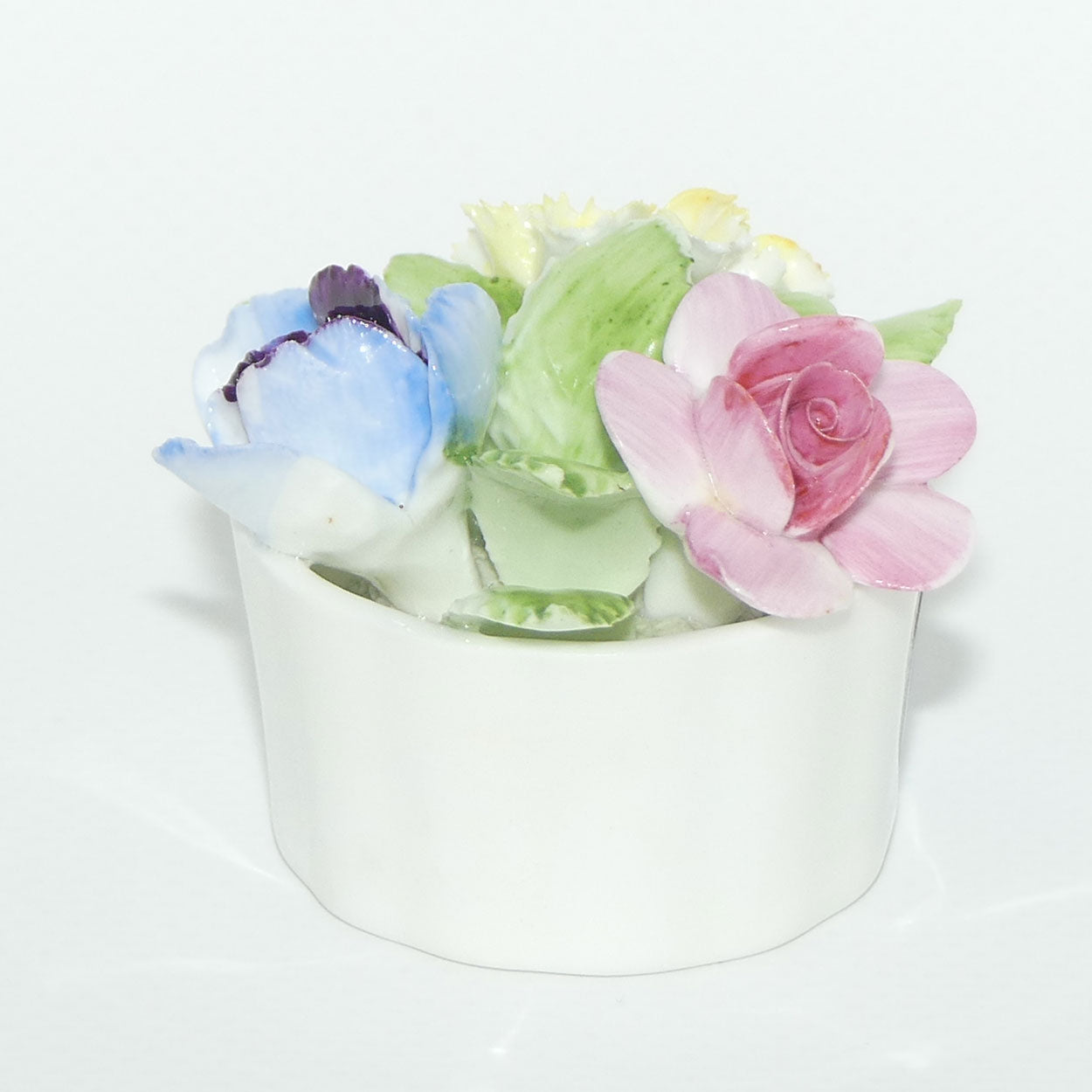 Royal Doulton small floral posy | boxed