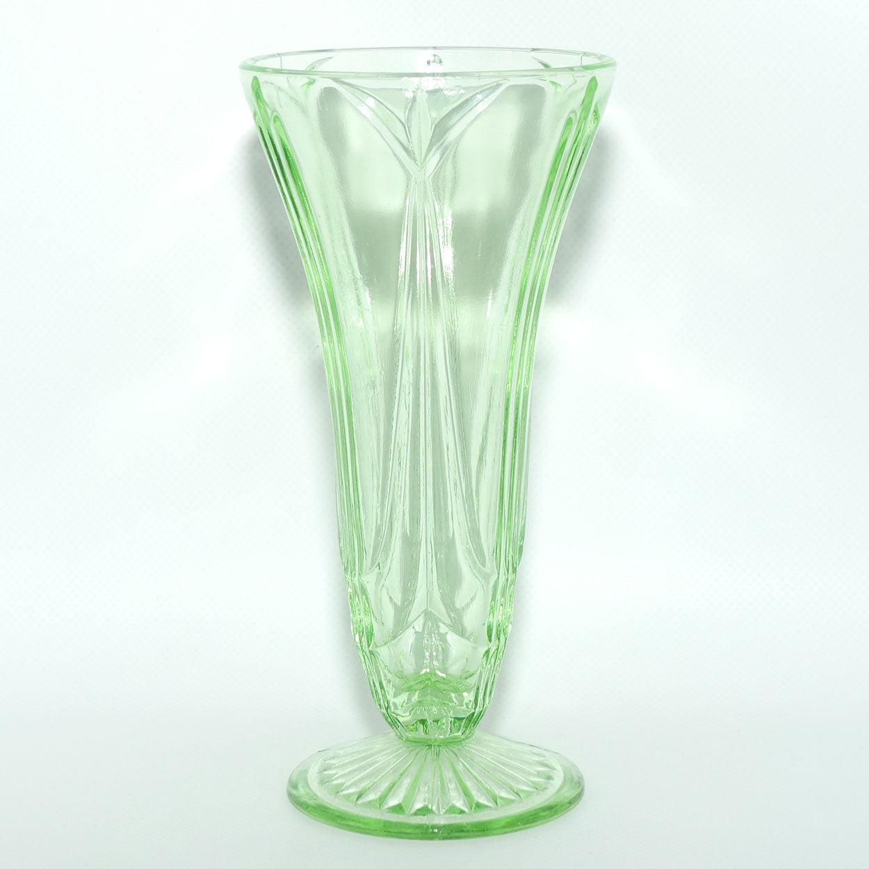 Green Depression Glass footed vase | 19cm | patterned design | #1