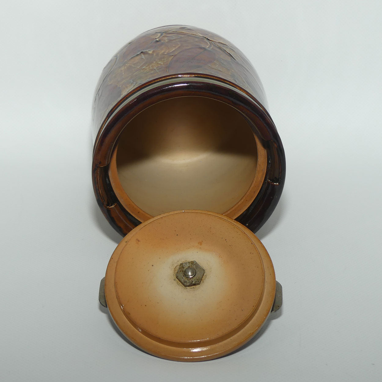 Royal Doulton Lambeth Natural Foliage tobacco jar X8531