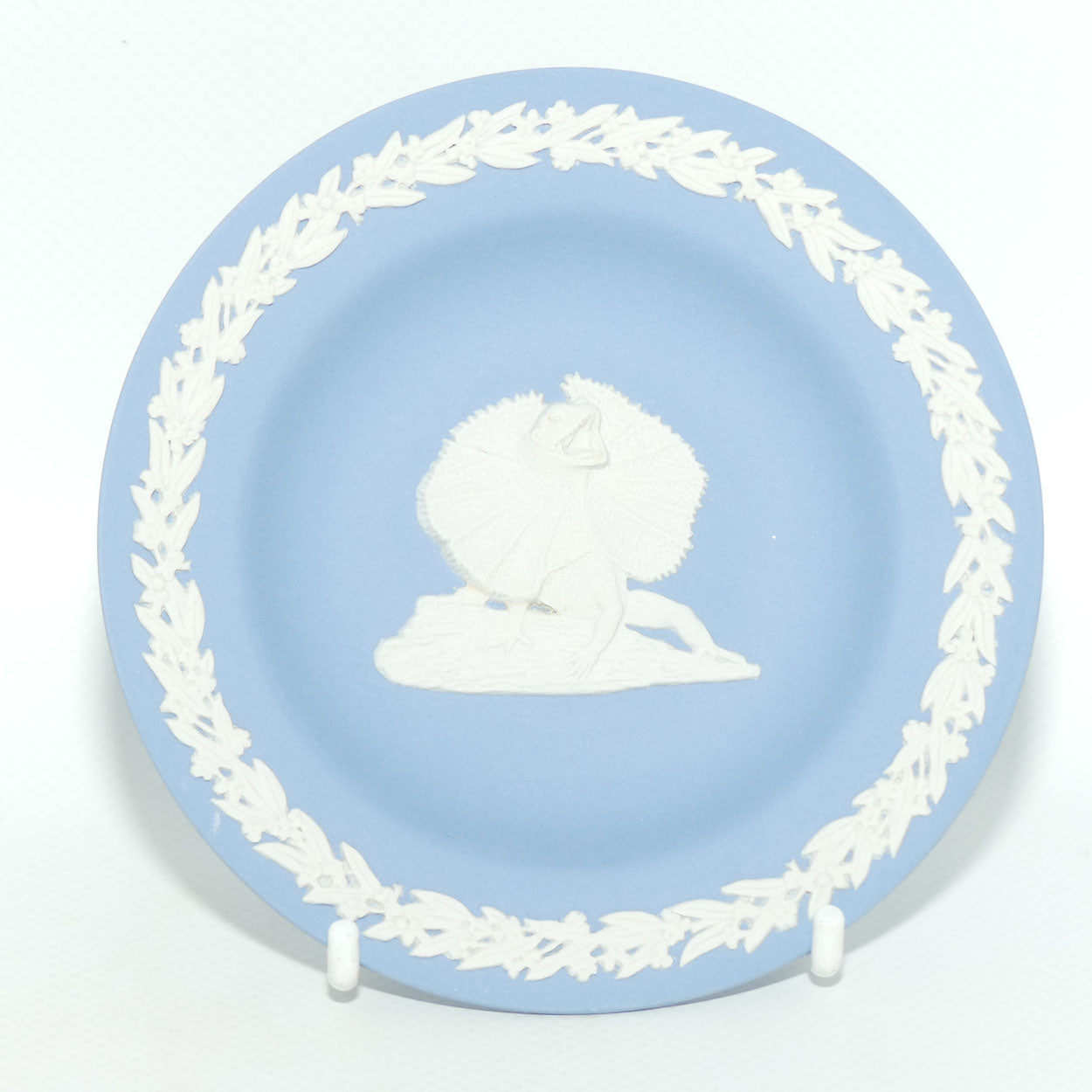 Wedgwood Jasper | Australian Fauna | White on Pale Blue | Frilled Neck Lizard Plate | Box + Cert