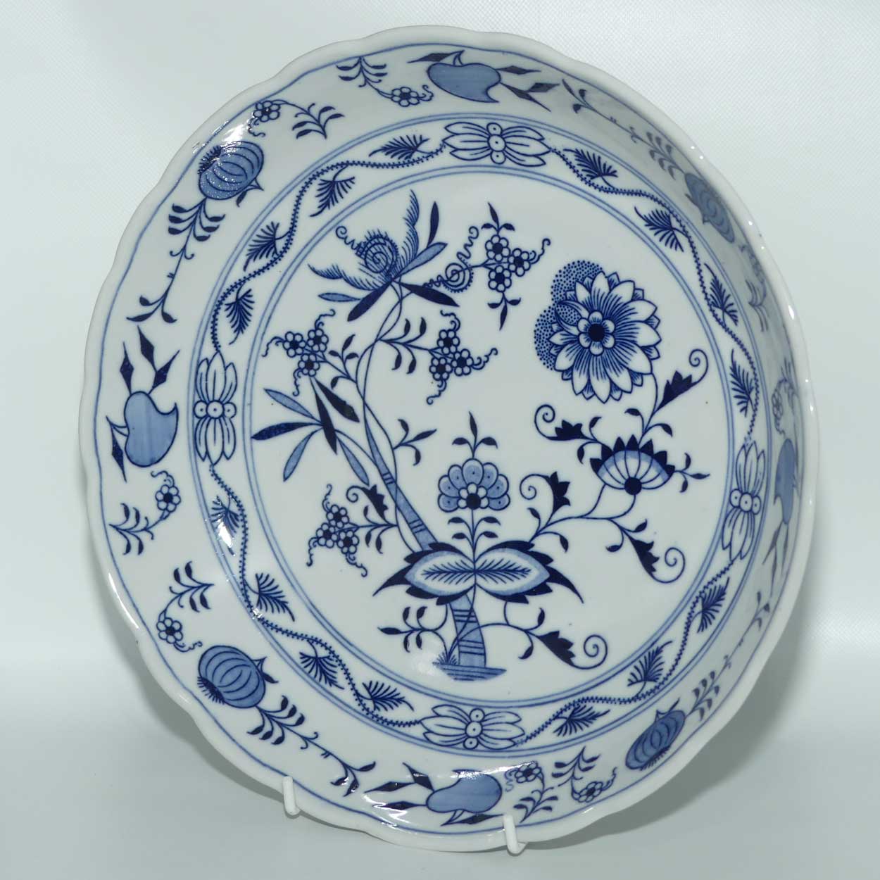 Meissen Blue Onion | Zwiebelmuster large round fruit bowl | 27cm diameter