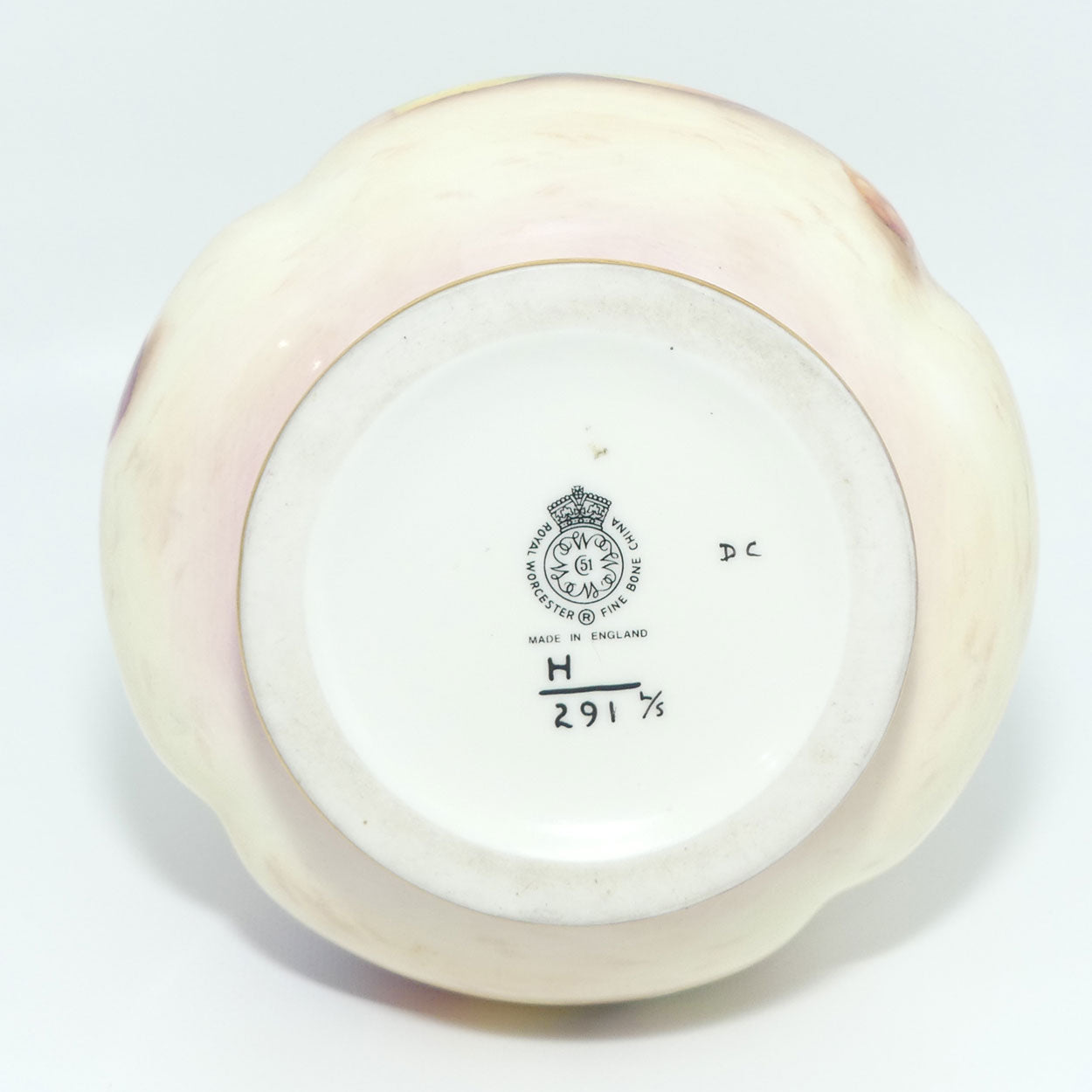 Royal Worcester hand painted fruit potpourri | 291 Shape | J Skerrett