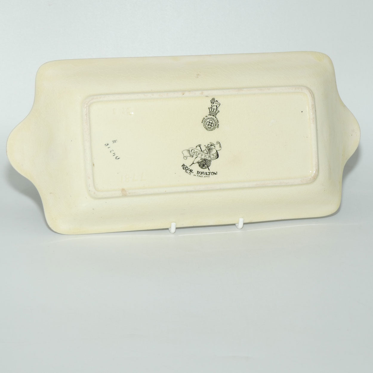 Royal Doulton Gaffers York shape sandwich tray D4210 | #4