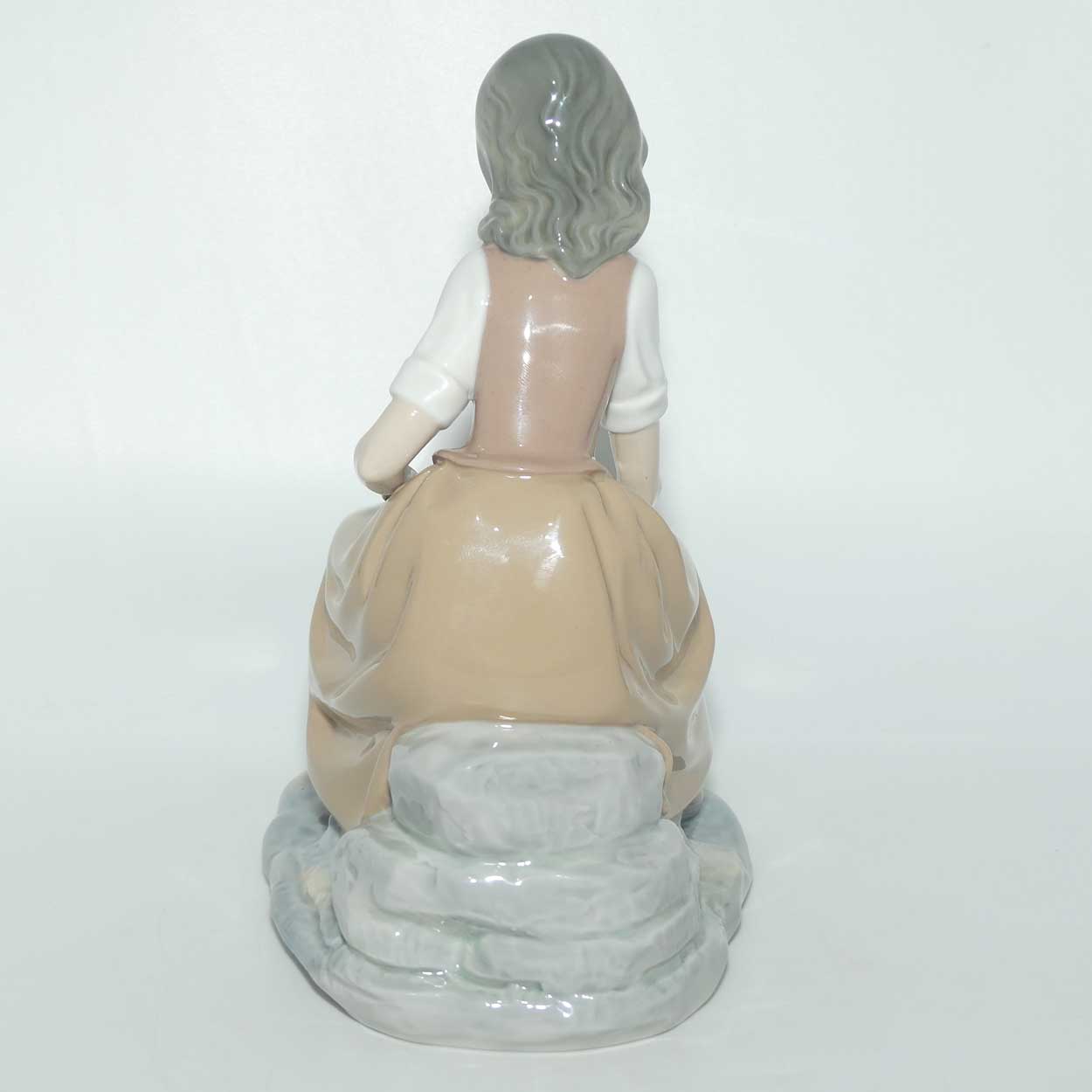 Nao by Lladro figure Seated Girl with Goose | Discontinued LLadro