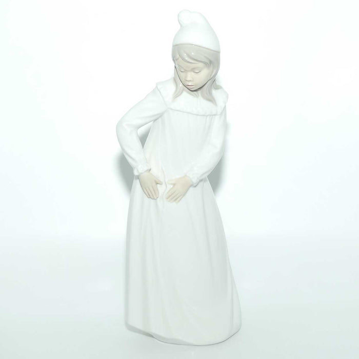 Nao by Lladro figure Girl in Night Dress | #1