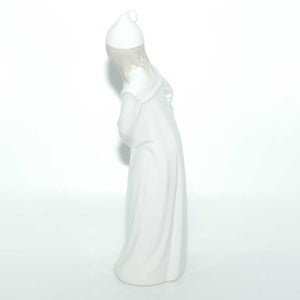 Nao by Lladro figure Girl in Night Dress | #1