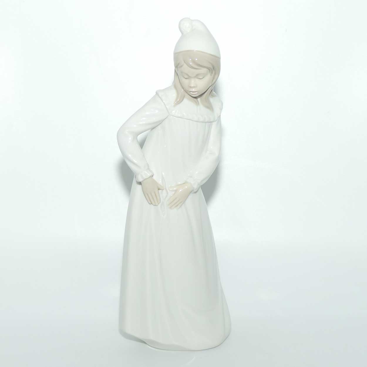 Nao by Lladro figure Girl in Night Dress | #2
