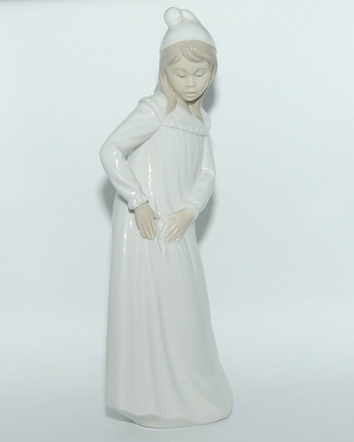 Nao by Lladro figure Girl in Night Dress | #2