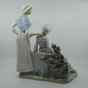 Lladro Ladies Talking figure group #5042